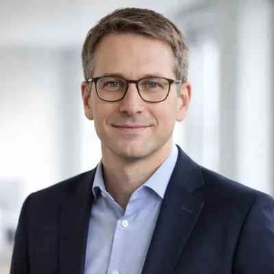 Steffan Grund, Versicherungsfachmann (BWV)
